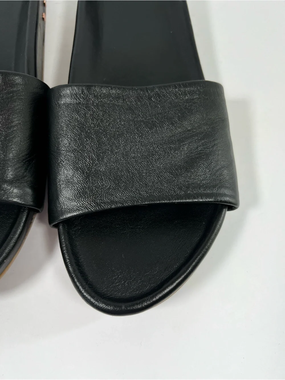 beek these luxury